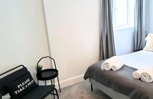 Kidlington Casa | Oxford Kidlington 6 Bed 5 mins to Oxford Parkway