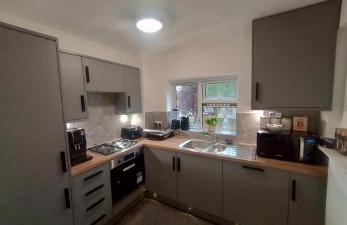 Oxford Apartamento | Oxfords 5 Star Lux 2 bedroom Flat near JR 5 pax, permit parking