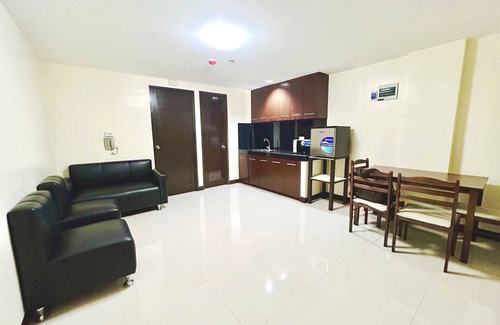 Paranaque Hotel | OYO 1045 Rayjan Apartelle