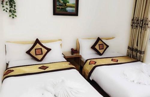 Dich Vong Hotel | OYO 1143 Thu Giang Hotel