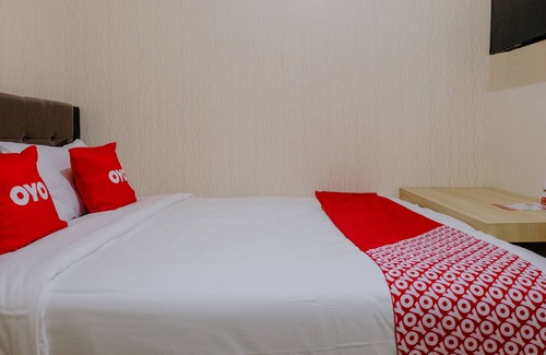 Malang Hotel | OYO 1293 Dei Residence Arjosari