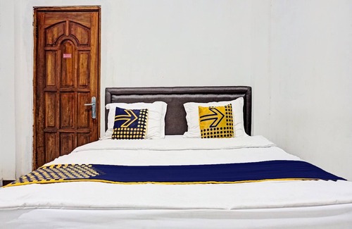 Sukabumi Hotel | OYO 2226 Nurmega Jaya