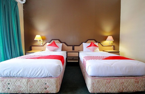Bengkulu Hotel | OYO 2360 Hotel Rio