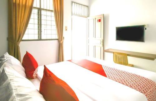 Medan Hotel | OYO 2940 Papakoel Guest House