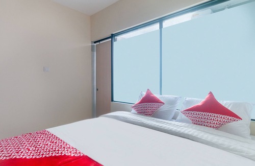 Tangerang Hotel | OYO 3216 Ellegan Residence