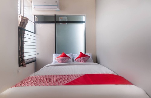 Tangerang Hotel | OYO 3216 Ellegan Residence