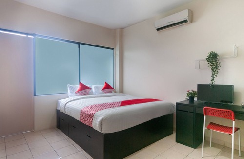 Tangerang Hotel | OYO 3216 Ellegan Residence