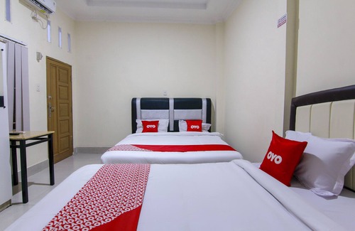 Medan Hotel | OYO 3334 Ratu Residence
