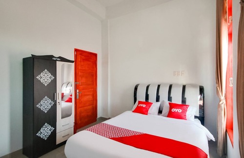 Medan Hotel | OYO 3844 Shinta Guesthouse