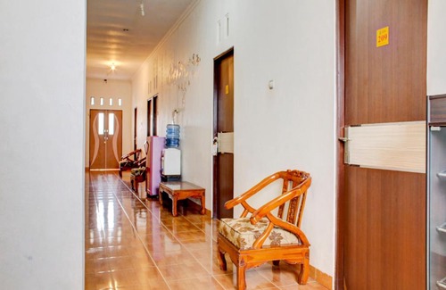 Banjarbaru Hotel | OYO 3855 Homestay Semata Wayang Syariah