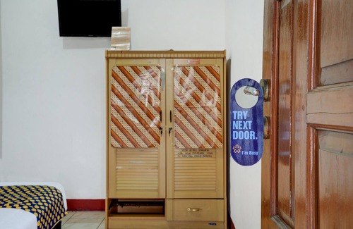 Cileunyi Hotel | OYO 3882 Pondok Pujasera