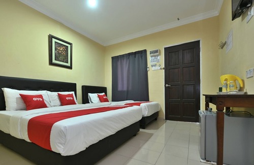 Lubok Buaya Hotel | OYO 43986 Tok Jah Guest House