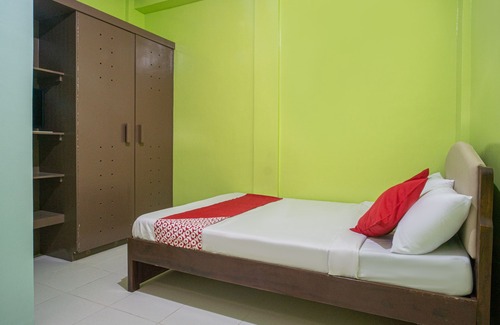 Tagum Hotel | OYO 702 Queens Hometel