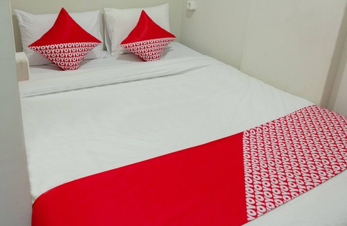 Tangerang Casa | OYO 737 Kamar Keluarga Mahkota 8
