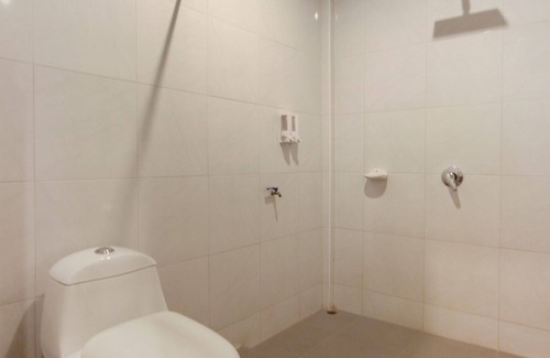 Khuekkhak Hotel | OYO 75310 Canalis Resort