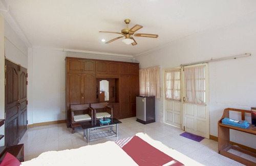 Nong Pa Khrang Hotel | OYO 75357 Thipsiri Home