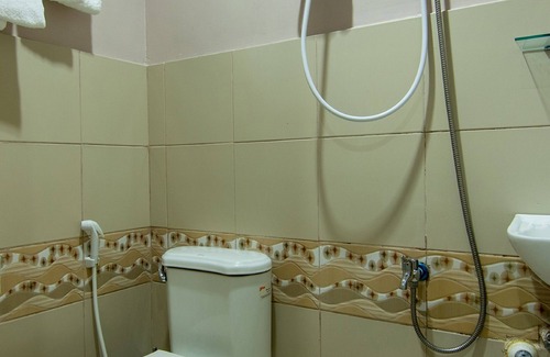 Sampaloc Hotel | OYO 766 Ichehan Apartments