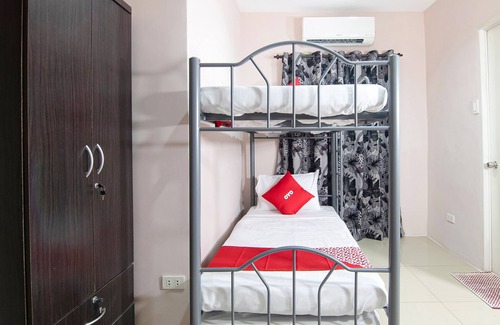 Sampaloc Hotel | OYO 766 Ichehan Apartments
