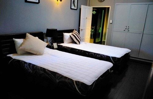 Lat Yao Casa | OYO 857 42 Loft Bed and Breakfast