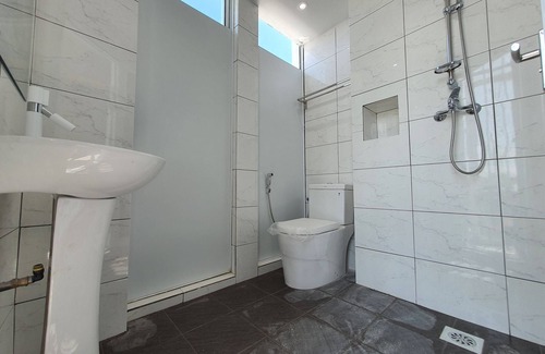 Miri Hotel | OYO 89803 Tt99 Cozy Stay