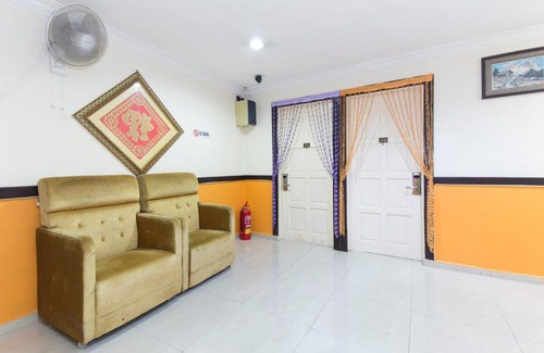 Kampung Sungai Raya Hotel | OYO 90118 Suntex Hotel