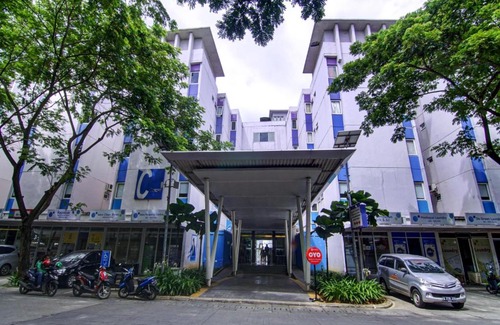 Tangerang Hotel | OYO 90153 Nature's Rooms Aeropolis