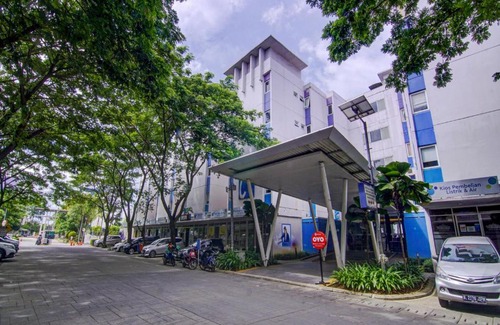 Tangerang Hotel | OYO 90153 Nature's Rooms Aeropolis