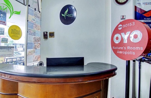 Tangerang Hotel | OYO 90153 Nature's Rooms Aeropolis