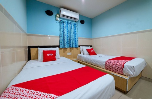 Miri Hotel | OYO 90208 Milion Inn