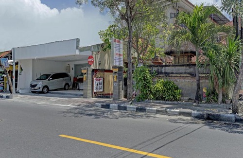 Raya Kuta Hotel | OYO 90520 Kuta Family Guest House