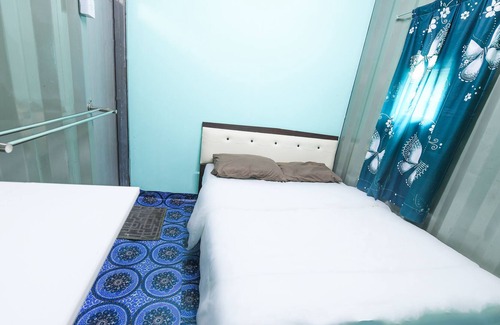 Kampung Changkat Raja Hotel | OYO 90589 The Jungle Cabin House