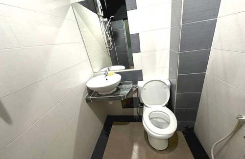 Simpang Kenyum Hotel | OYO 90938 The Nk Langkawi