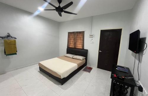 Kampung Kedawang Hotel | OYO 91220 D Inai Roomstay