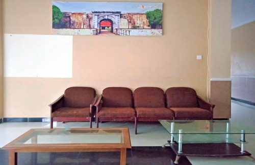 Bengkulu Hotel | OYO 91876 Hotel Putri Gading 2