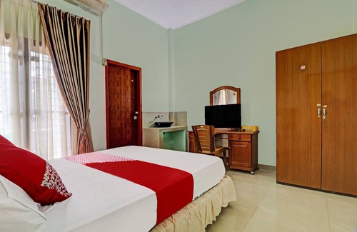 Jambi Hotel | OYO 92069 Rafa Kost