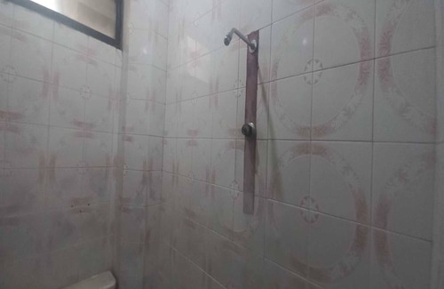 Pleret Hotel | OYO 93395 Pondok Wisata Sekar KemuningNearWonogondang Camp ( Bumi Perkemahan Wonogondang )