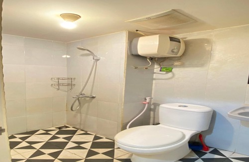 Karawang Hotel | OYO 94024 Sentraland karawang By AswinNearWonderland waterpark