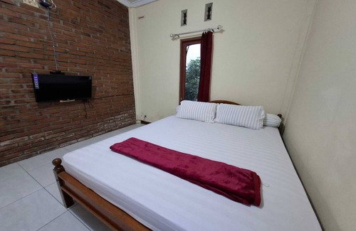 Sleman Hotel | OYO 94245 Alya Homestay Syariah