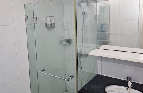 Depok Hotel | OYO 94709 Margonda Residence Tower D