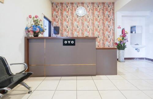 Makassar Hotel | OYO 94774 Mulia House