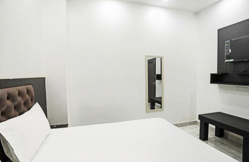 Indirapuram Apartamento | OYO A.V Residency