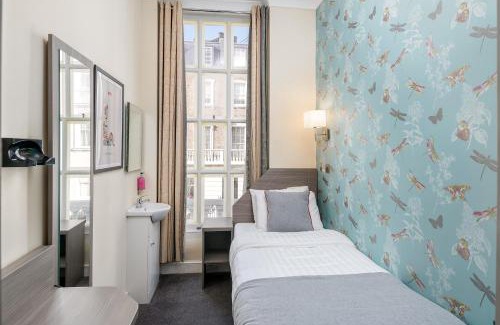 Warwick Hotel | OYO Bakers Hotel London Victoria