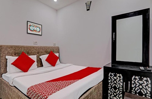 Mohangarh Hotel | OYO Flagship 81315 Hotel Metros Inn