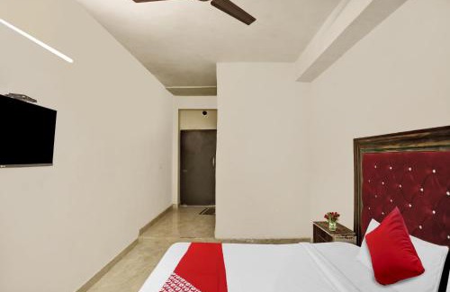 Delhi Hotel | OYO Flagship Hotel Shunsine
