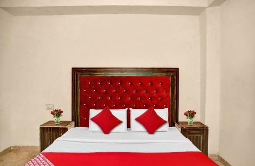 Delhi Hotel | OYO Flagship Hotel Shunsine