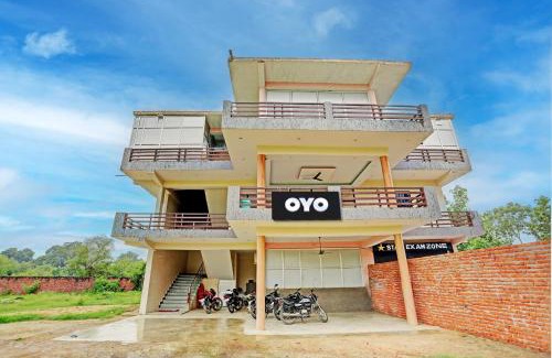 Phulpur Hotel | OYO Flagship Hotel Star Inn