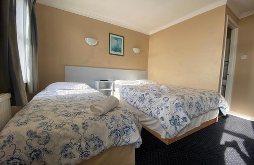 Folkestone Hotel | OYO Gran Canaria Hotel