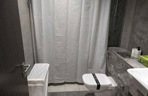 Khalifa City Apartamento | OYO HOME 1383 Luxury 1 BHK With Balcony