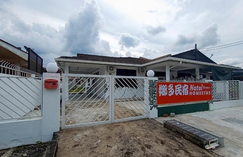 Kuching Hotel | OYO Homes 90258 Natol Venice Homestay