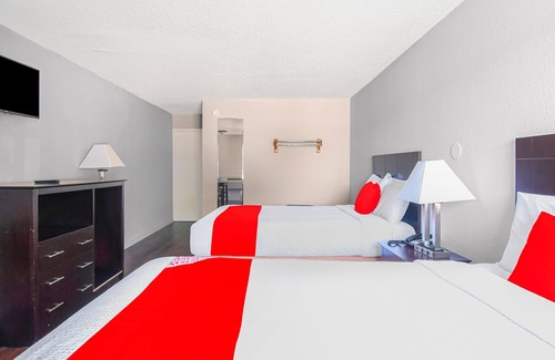 Irving Hotel | OYO Hotel Irving DFW Airport South